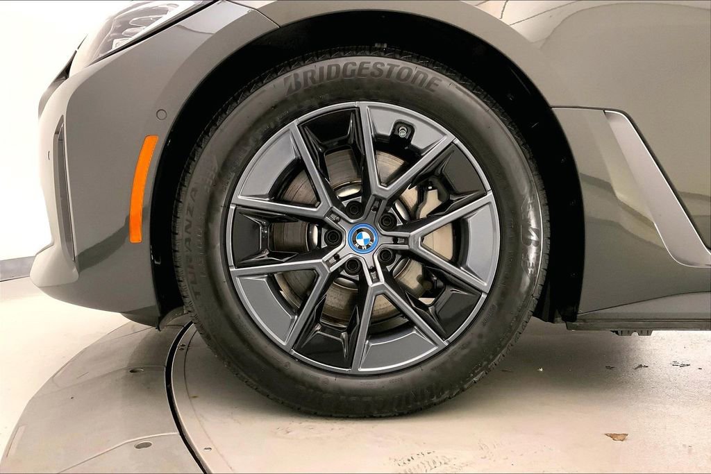 Certified 2023 BMW i4 eDrive35 w/ Premium Package image 8