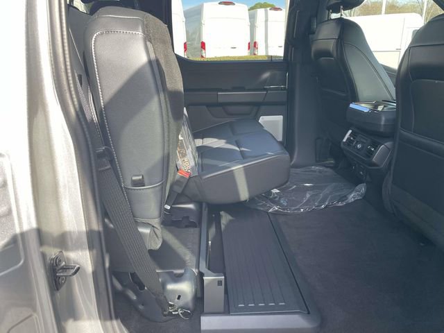 New 2025 Ford F150 Lariat w/ Equipment Group 502A High image 28