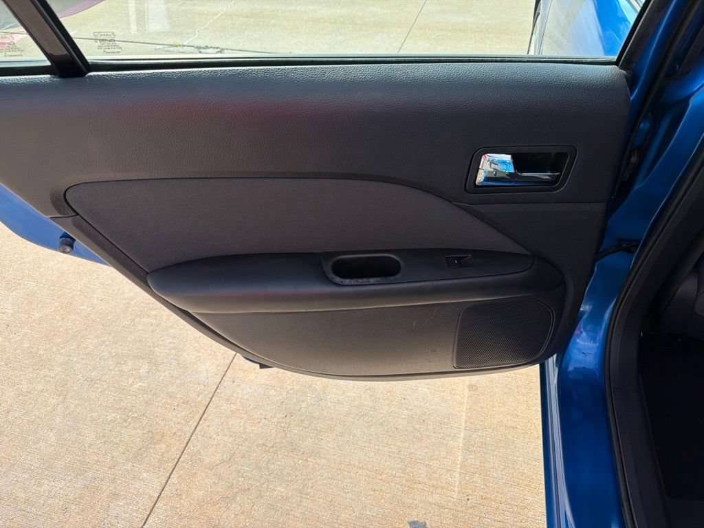 Used 2012 Ford Fusion SE FWD image 15