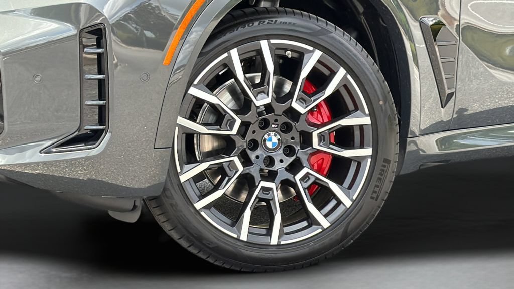 New 2026 BMW X5 xDrive40i w/ M Sport Package AWD/4WD image 6