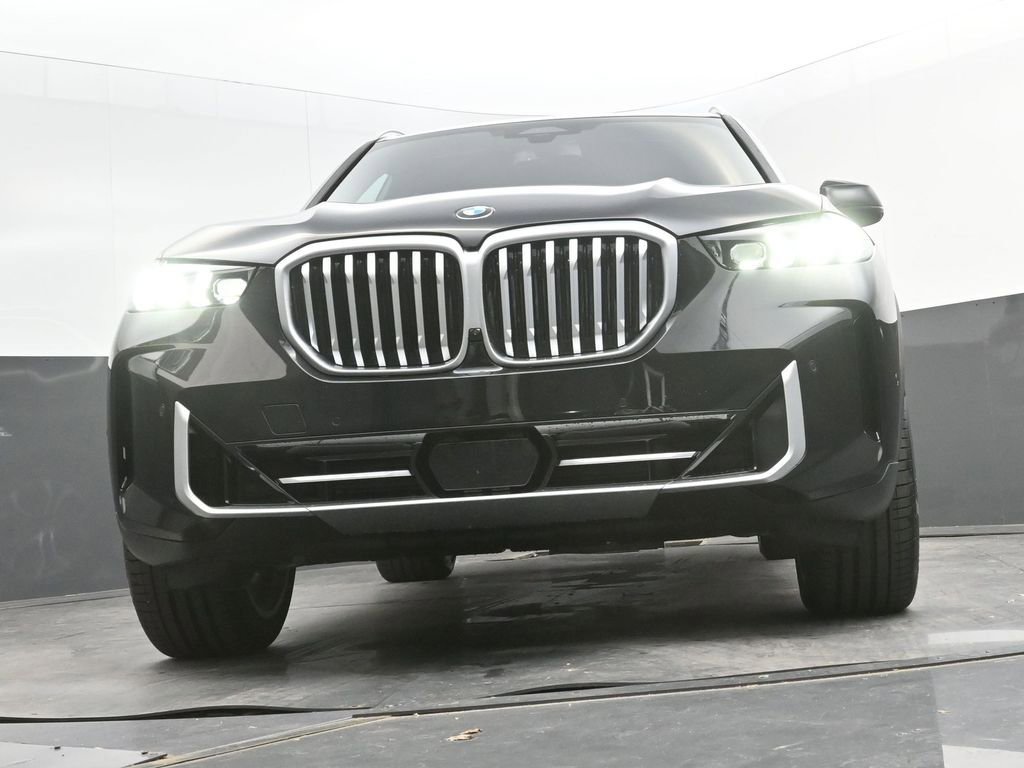 New 2026 BMW X5 sDrive40i w/ Parking Assistance Package RWD image 49