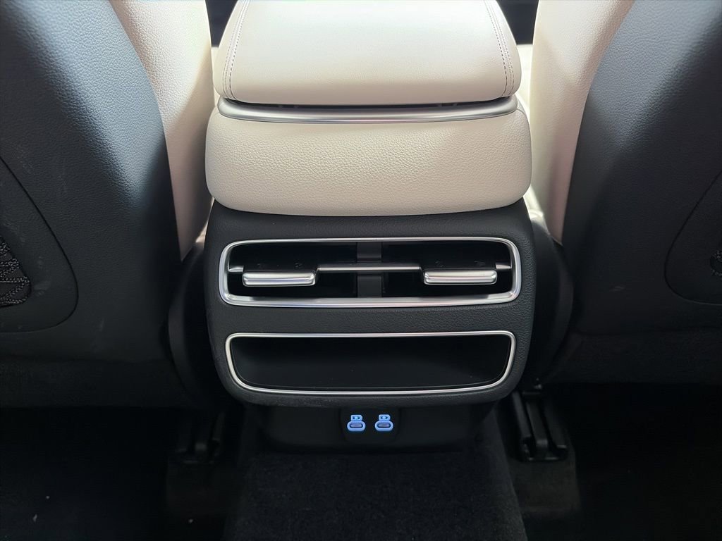 New 2026 Genesis GV70 2.5T Select image 21