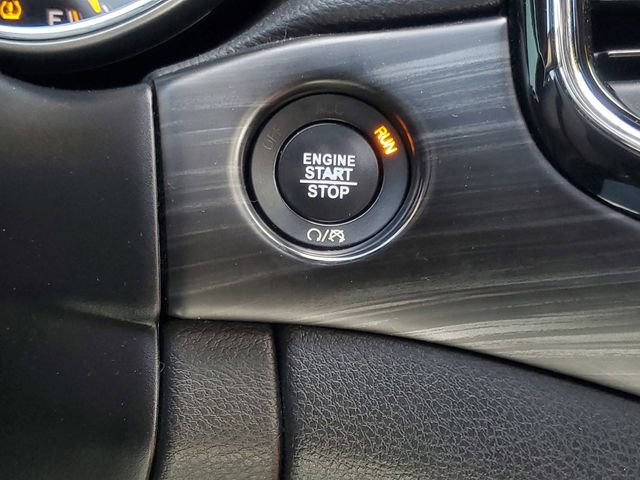 Used 2019 Jeep Grand Cherokee Altitude image 20