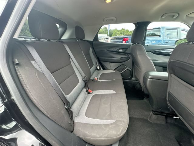 Used 2025 Chevrolet TrailBlazer LT AWD/4WD image 28