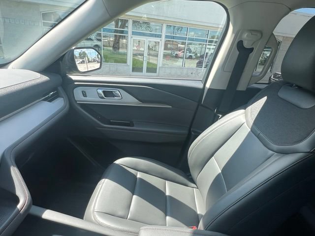 New 2026 Ford Explorer Active w/ Active Comfort Package AWD/4WD image 19