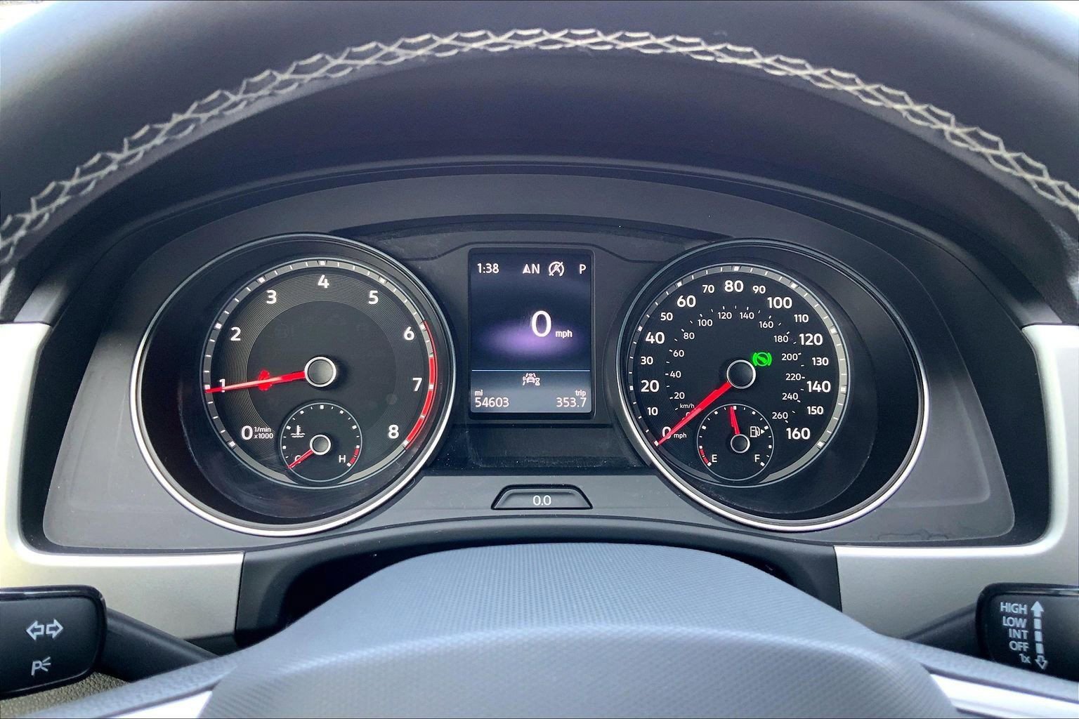 Used 2021 Volkswagen Atlas Cross Sport SE image 24