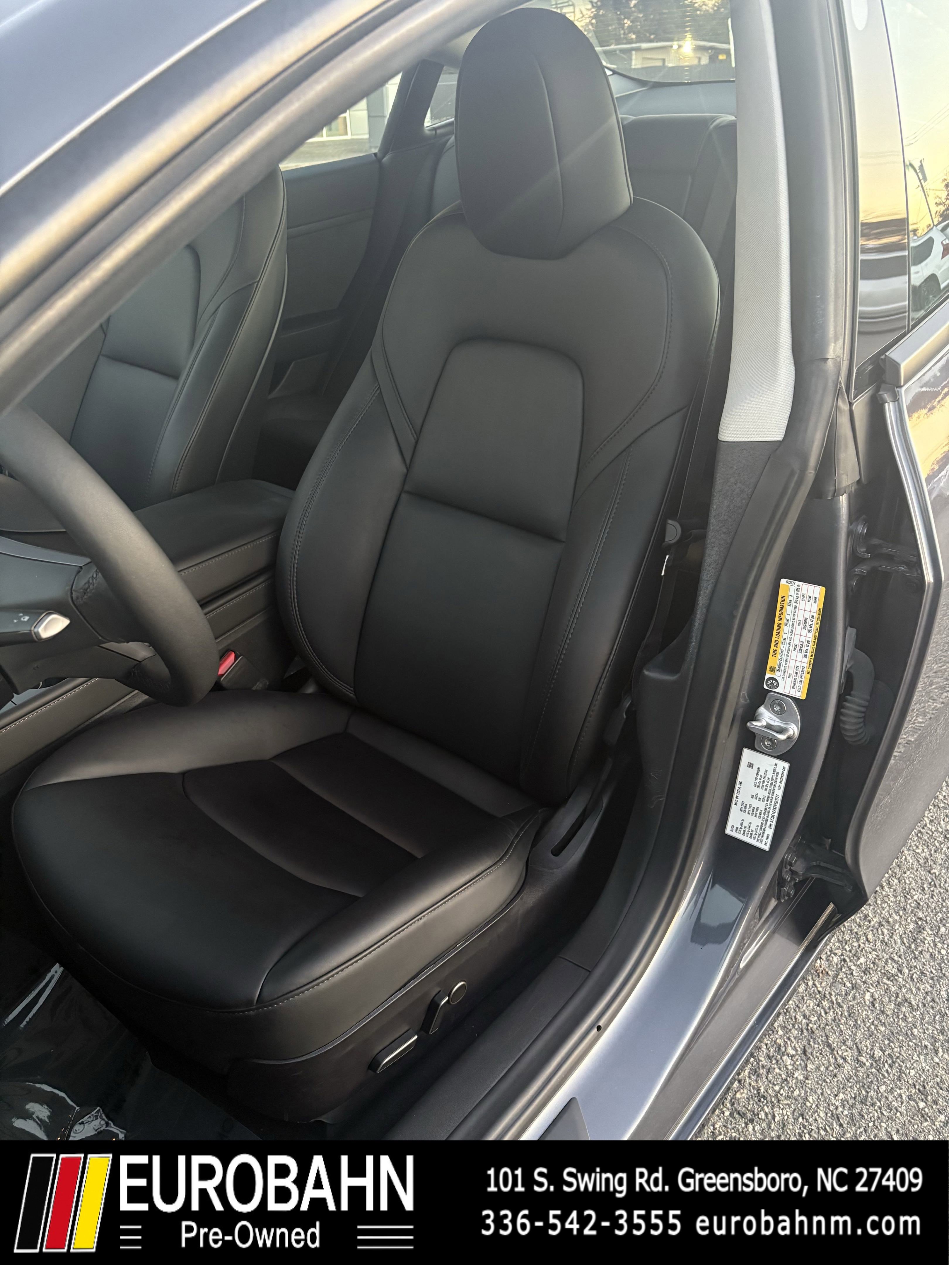 Used 2023 Tesla Model 3 Standard Range image 6