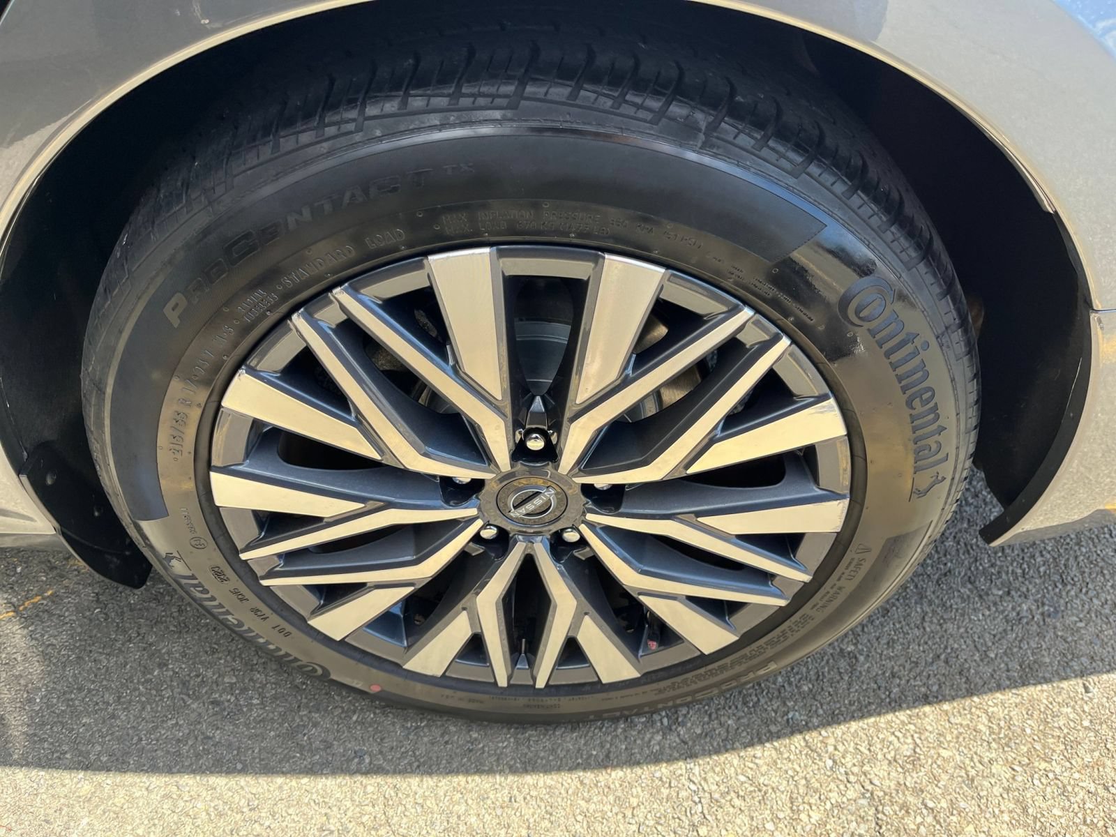 Used 2023 Nissan Altima 2.5 SV FWD image 23