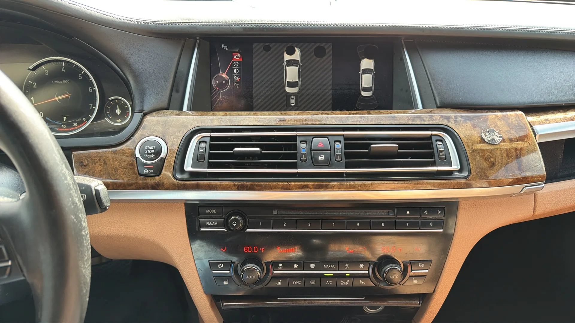 Used 2015 BMW 750Li xDrive w/ Executive Package AWD/4WD image 18