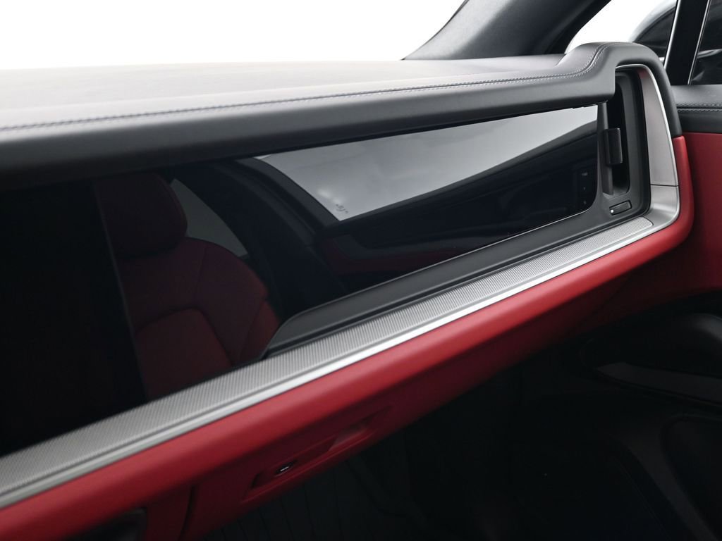 New 2026 Porsche Cayenne Coupe image 23