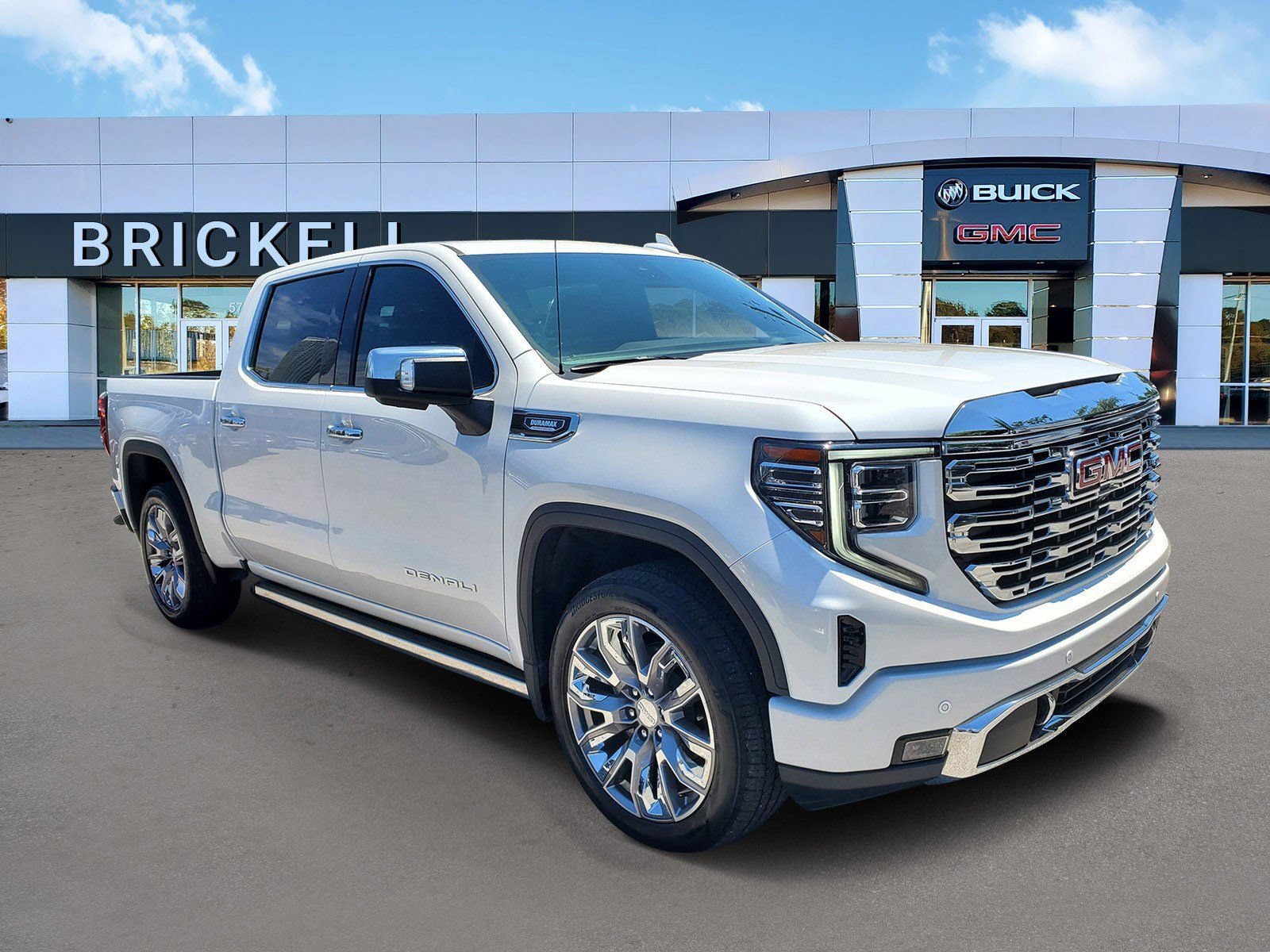 Used 2023 GMC Sierra 1500 Denali w/ Denali Reserve Package AWD/4WD image 2