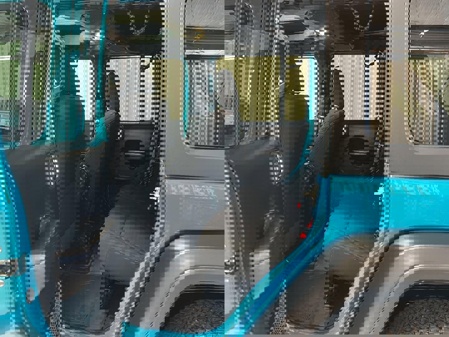 Used 2020 Jeep Wrangler Unlimited Sport image 13