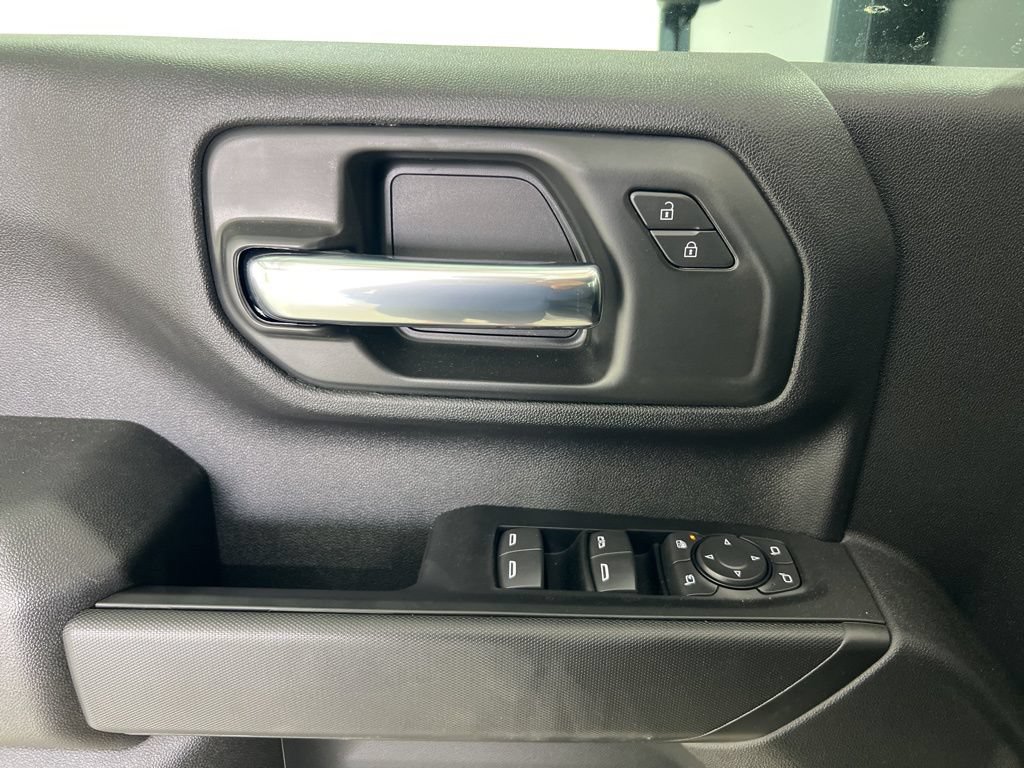 New 2026 Chevrolet Silverado 2500 Custom w/ Custom Value Package AWD/4WD image 19