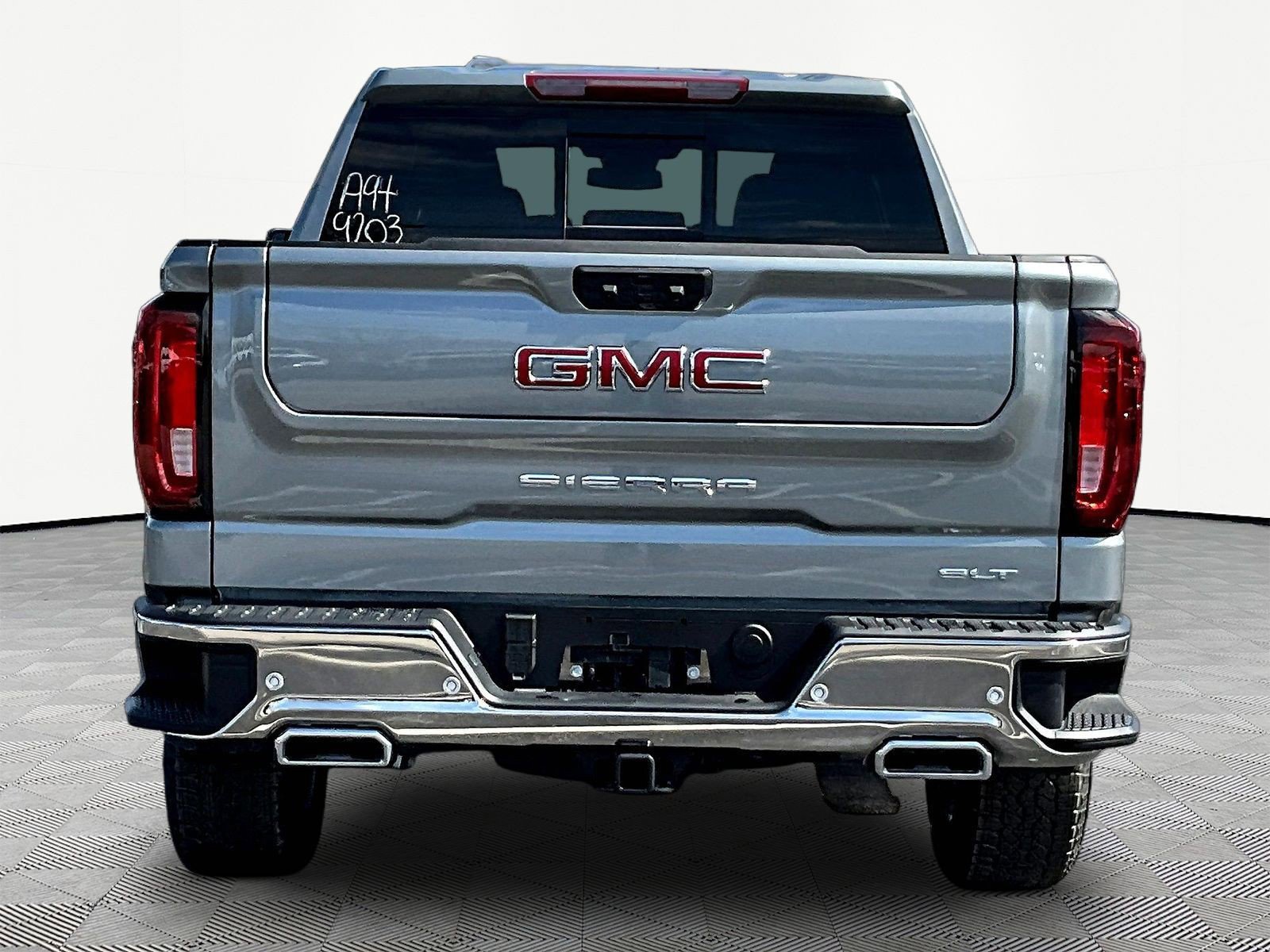 New 2026 GMC Sierra 1500 SLT w/ SLT Premium Plus Package AWD/4WD image 4