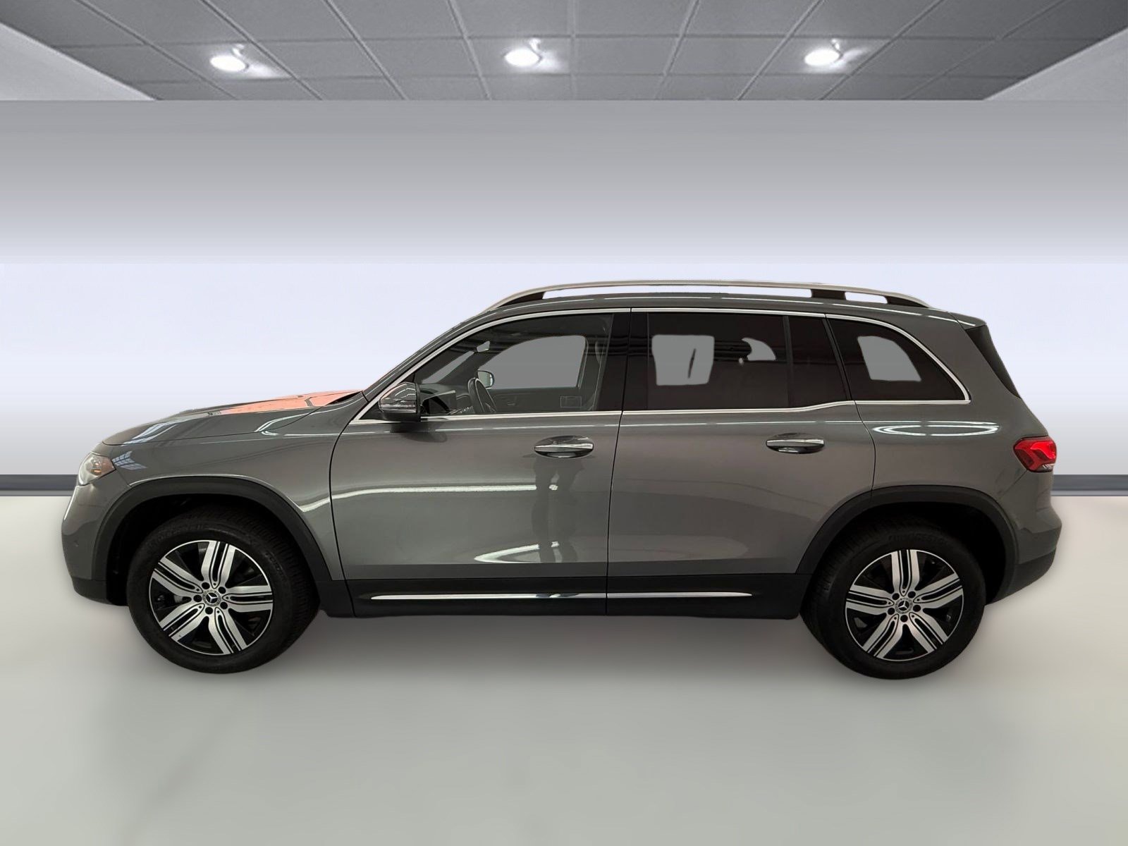 Used 2023 Mercedes-Benz EQB 250+ image 2