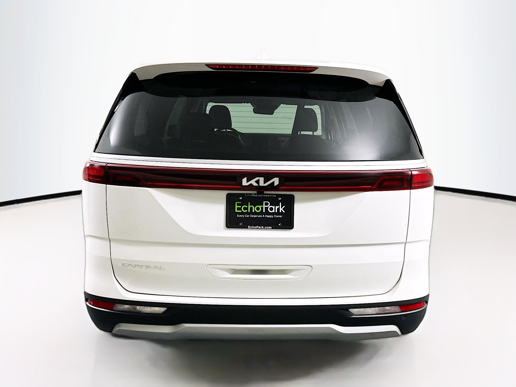 Used 2024 Kia Carnival LX image 7