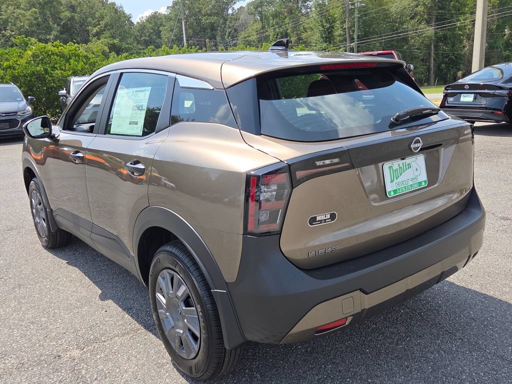 New 2027 Nissan Kicks S FWD image 9