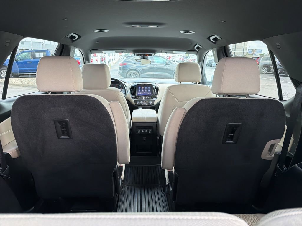 Used 2022 Chevrolet Traverse LT AWD/4WD image 14