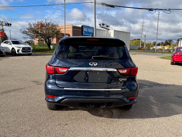 Used 2017 INFINITI QX60 Luxe AWD/4WD image 7