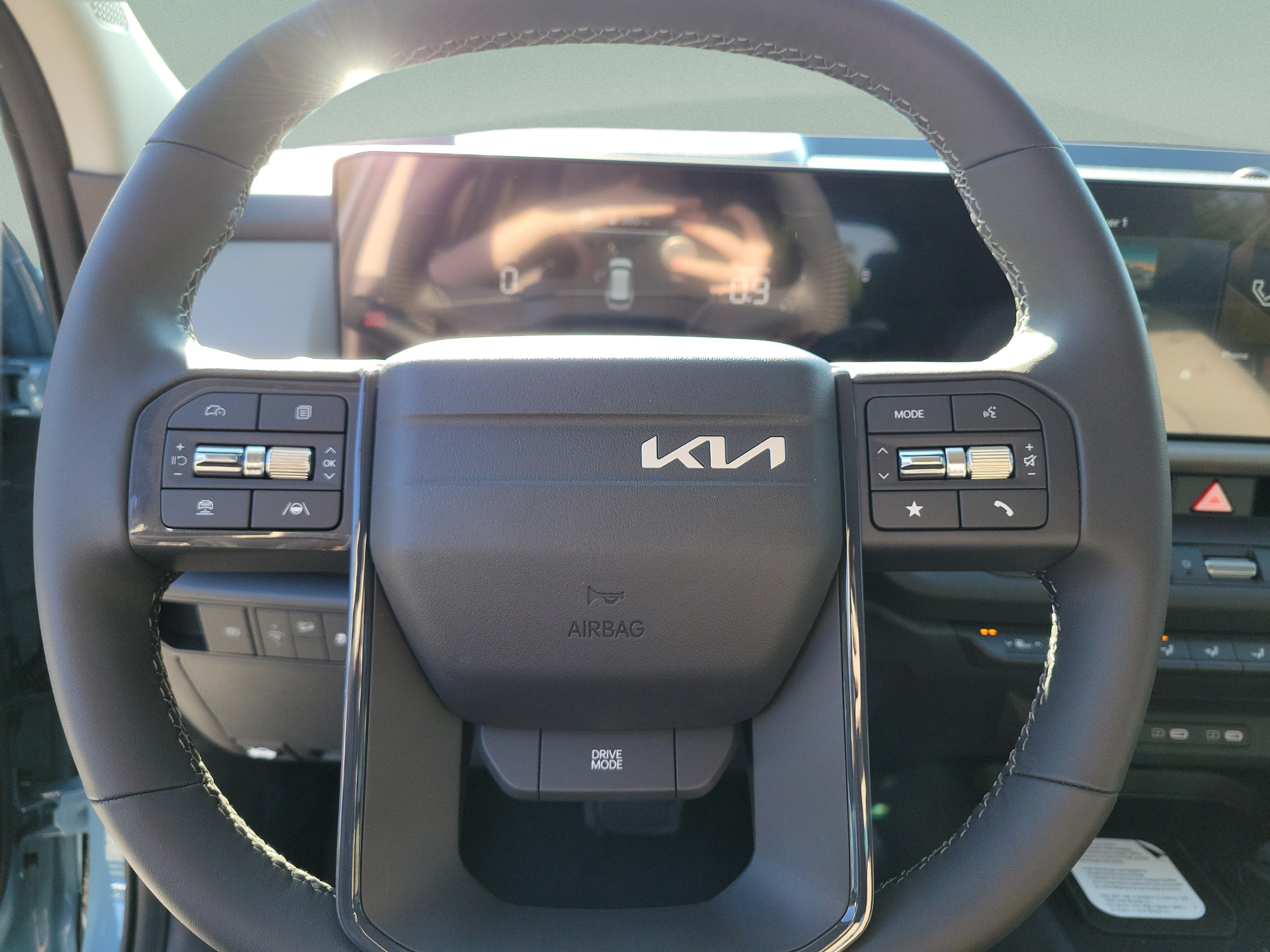New 2027 Kia Seltos S FWD image 16
