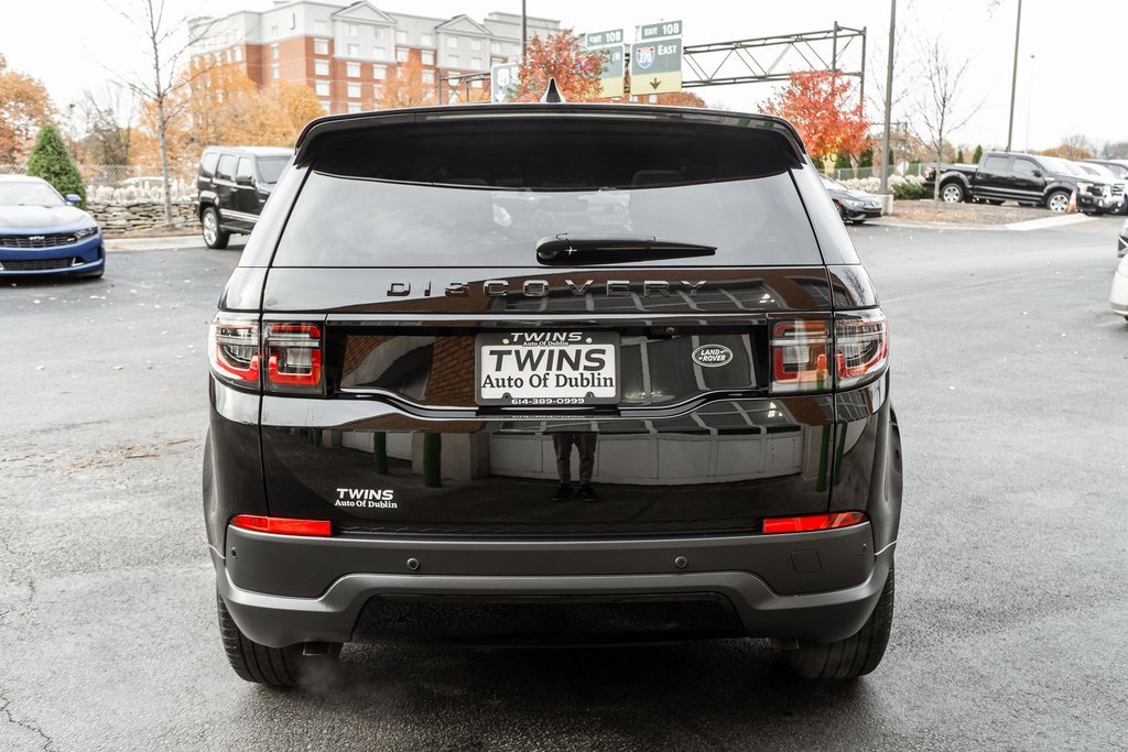 Used 2023 Land Rover Discovery Sport SE image 32