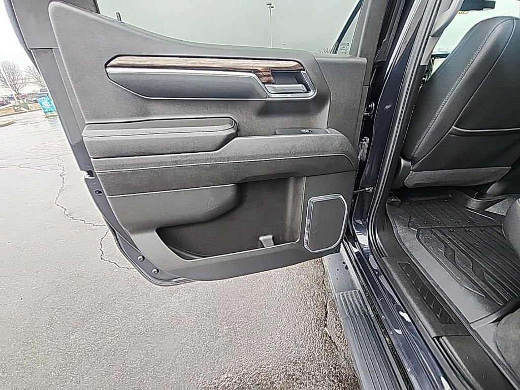 Used 2023 GMC Sierra 1500 Elevation w/ Elevation Premium Package image 29