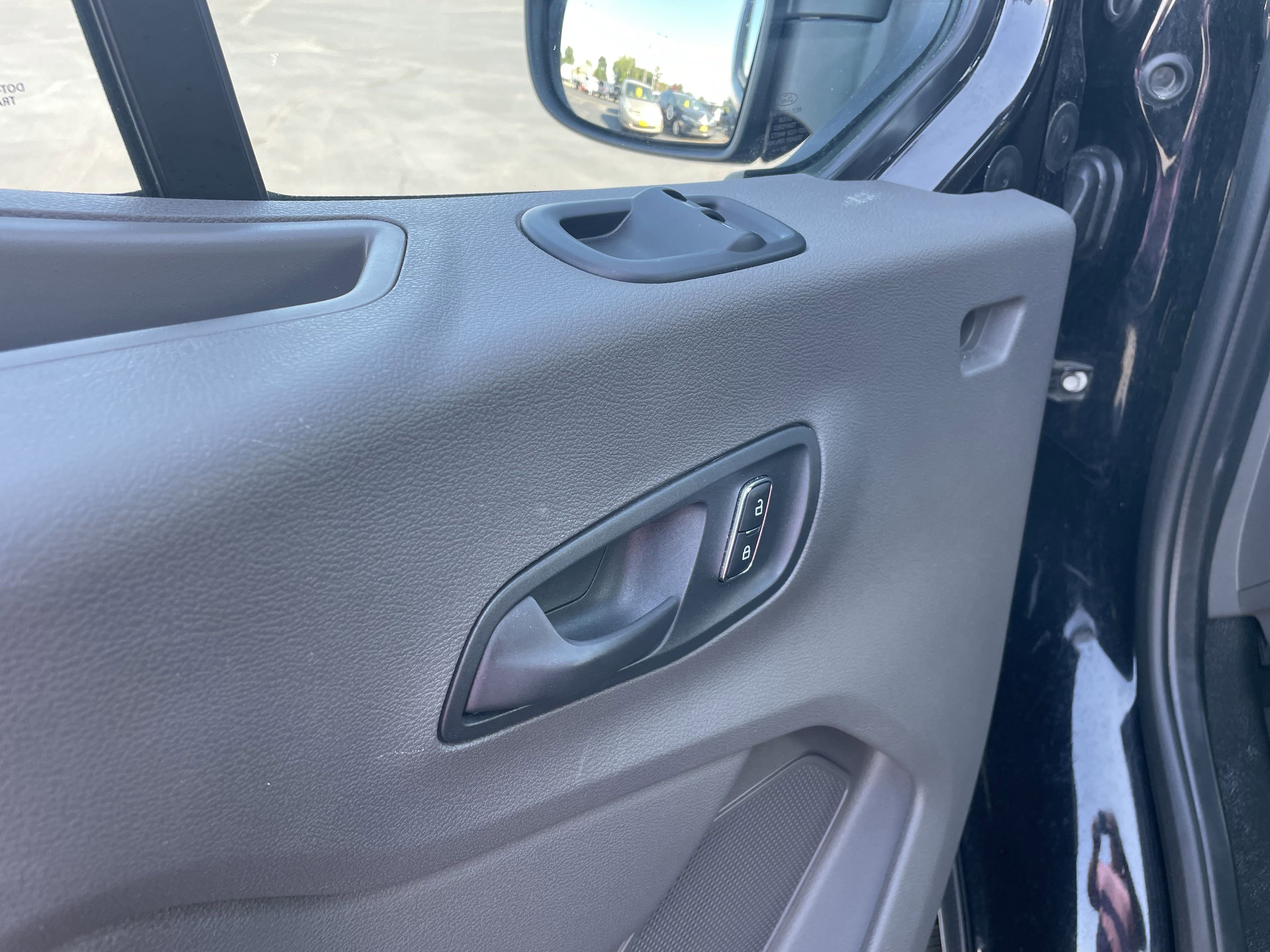 Used 2024 Ford Transit 350 XLT image 11