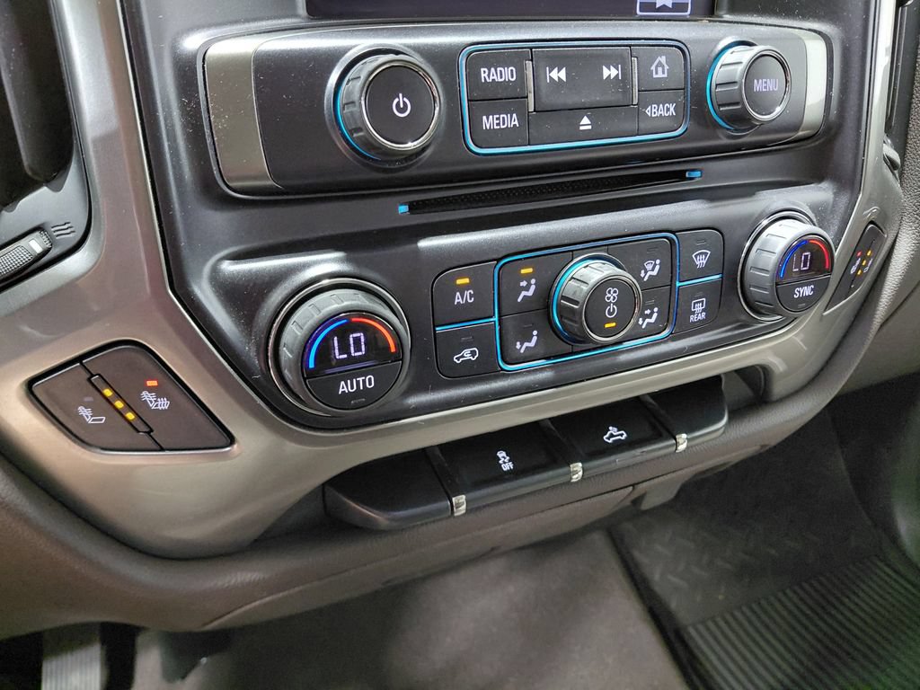 Used 2018 Chevrolet Silverado 1500 LT w/ All Star Edition AWD/4WD image 34