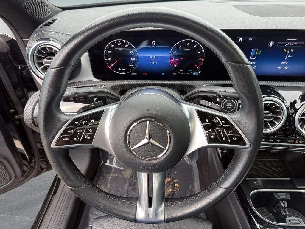Used 2025 Mercedes-Benz CLA 250 4MATIC image 19