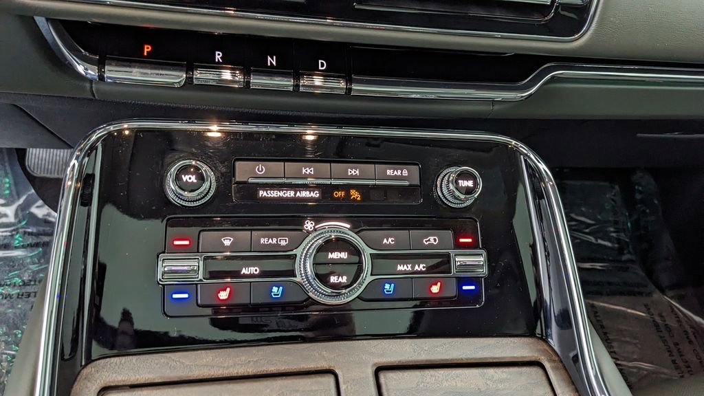 Used 2023 Lincoln Navigator Black Label image 31