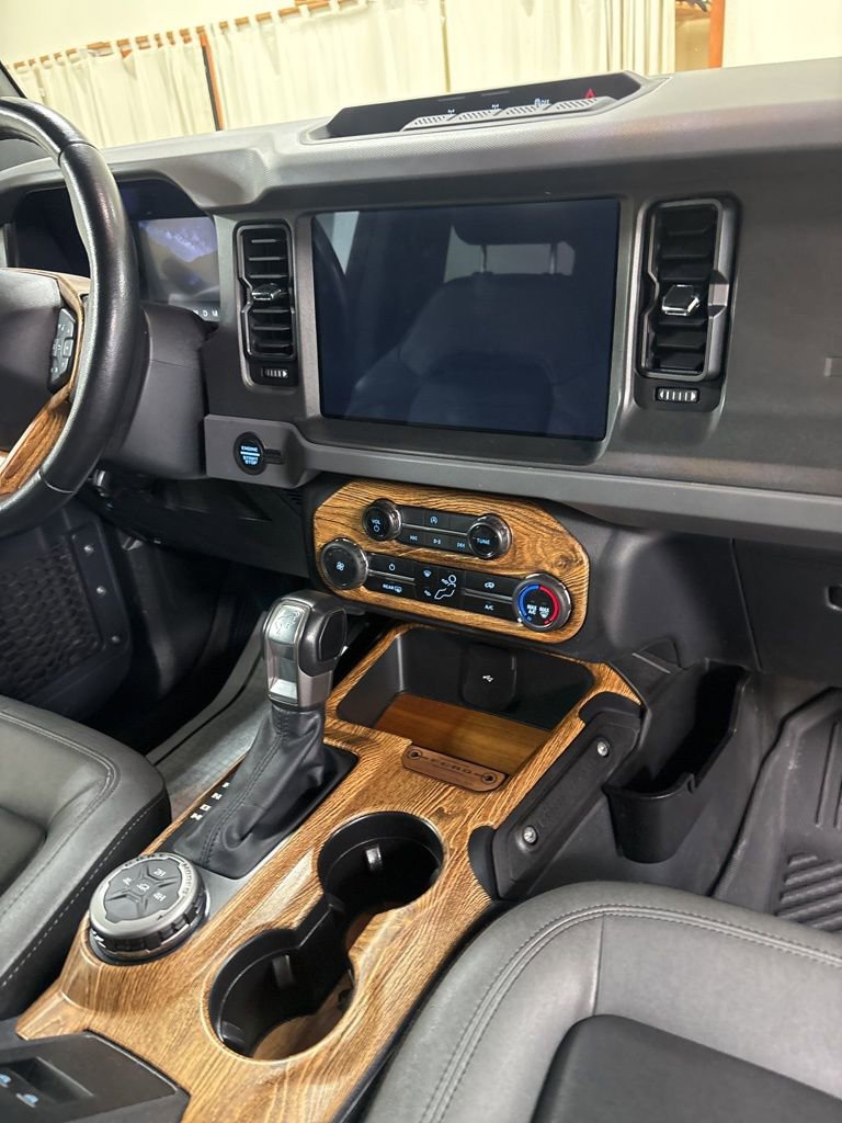 Used 2024 Ford Bronco Black Diamond AWD/4WD image 21