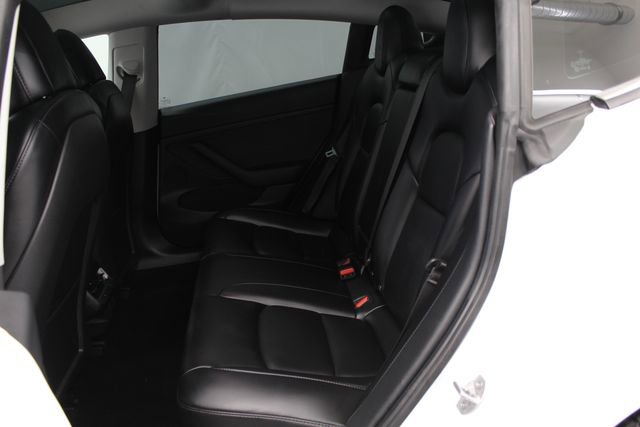 Used 2021 Tesla Model 3 Performance image 26