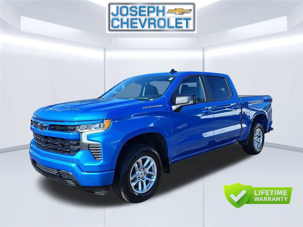 Used 2026 Chevrolet Silverado 1500 RST AWD/4WD image 2