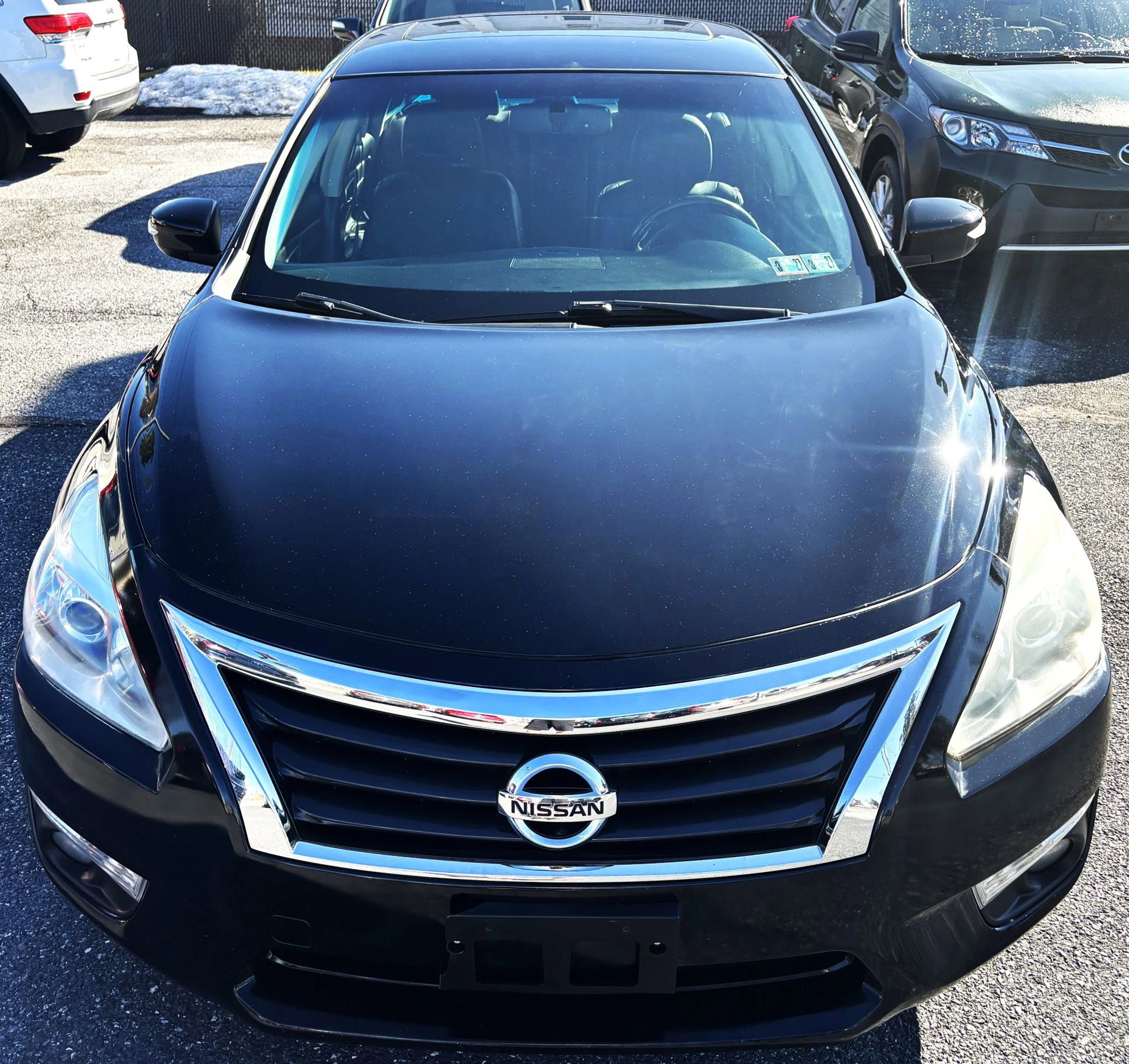 Used 2013 Nissan Altima 3.5 SL w/ Technology Pkg image 2