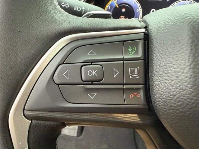 New 2025 Jeep Grand Cherokee L Altitude image 23