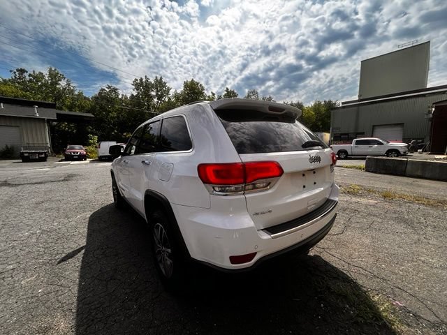 Used 2017 Jeep Grand Cherokee Limited AWD/4WD image 5