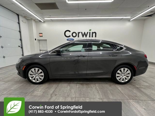 Used 2016 Chrysler 200 LX image 2
