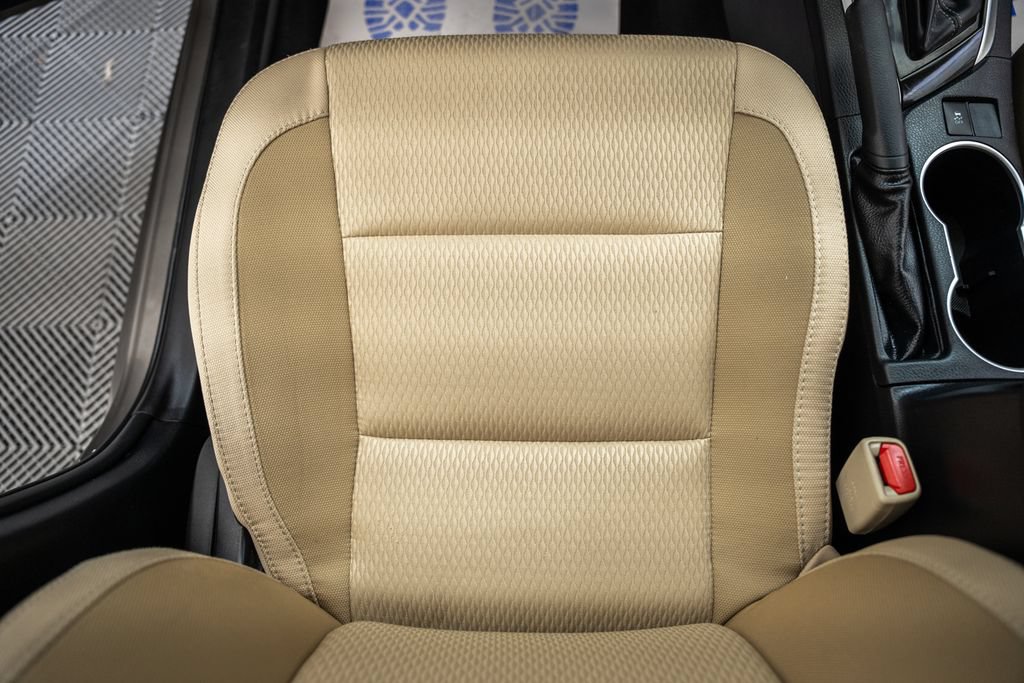 Used 2019 Toyota Corolla LE FWD image 26