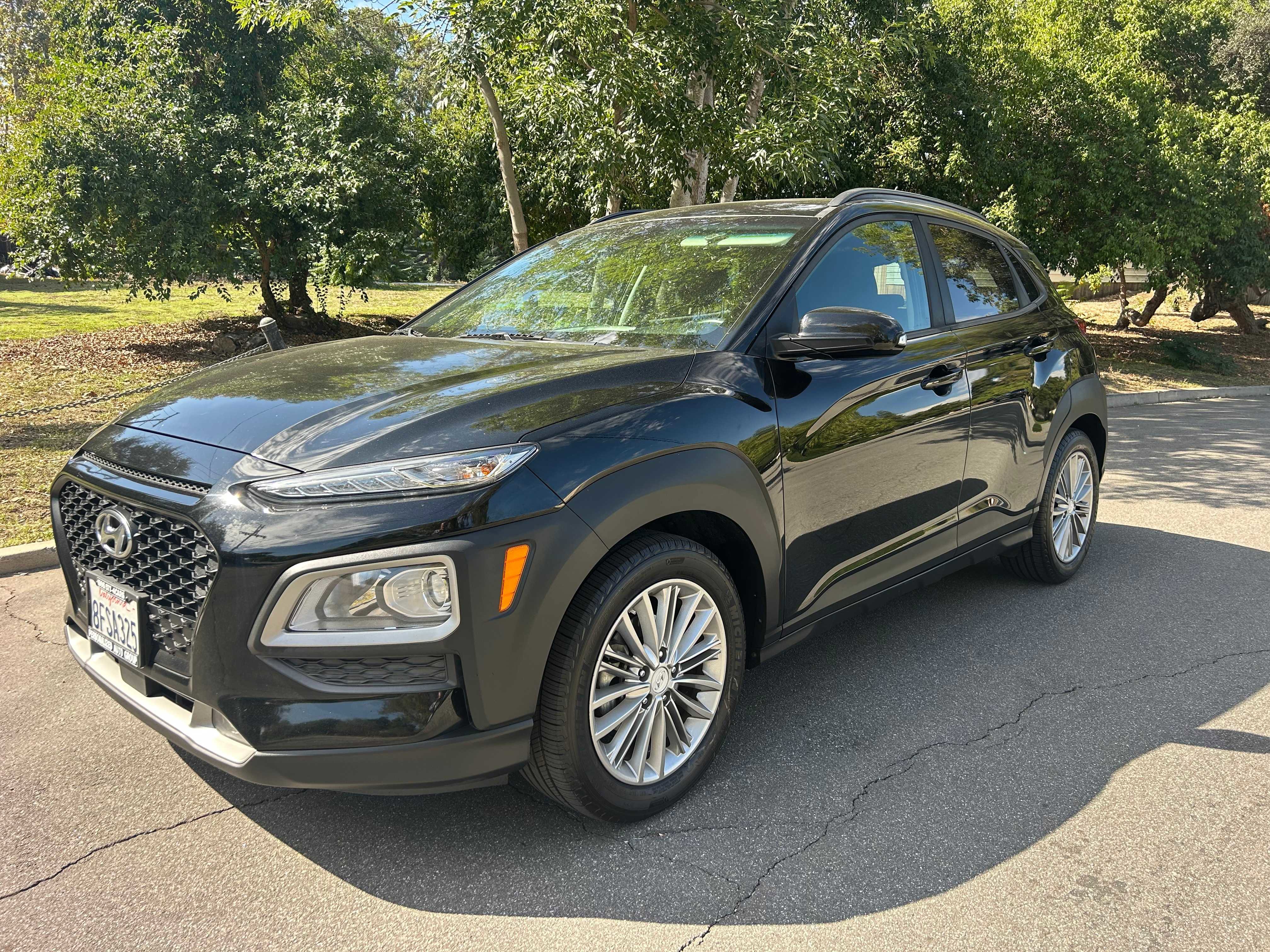 Used 2018 Hyundai Kona SEL w/ SEL Tech Package 02 image 3