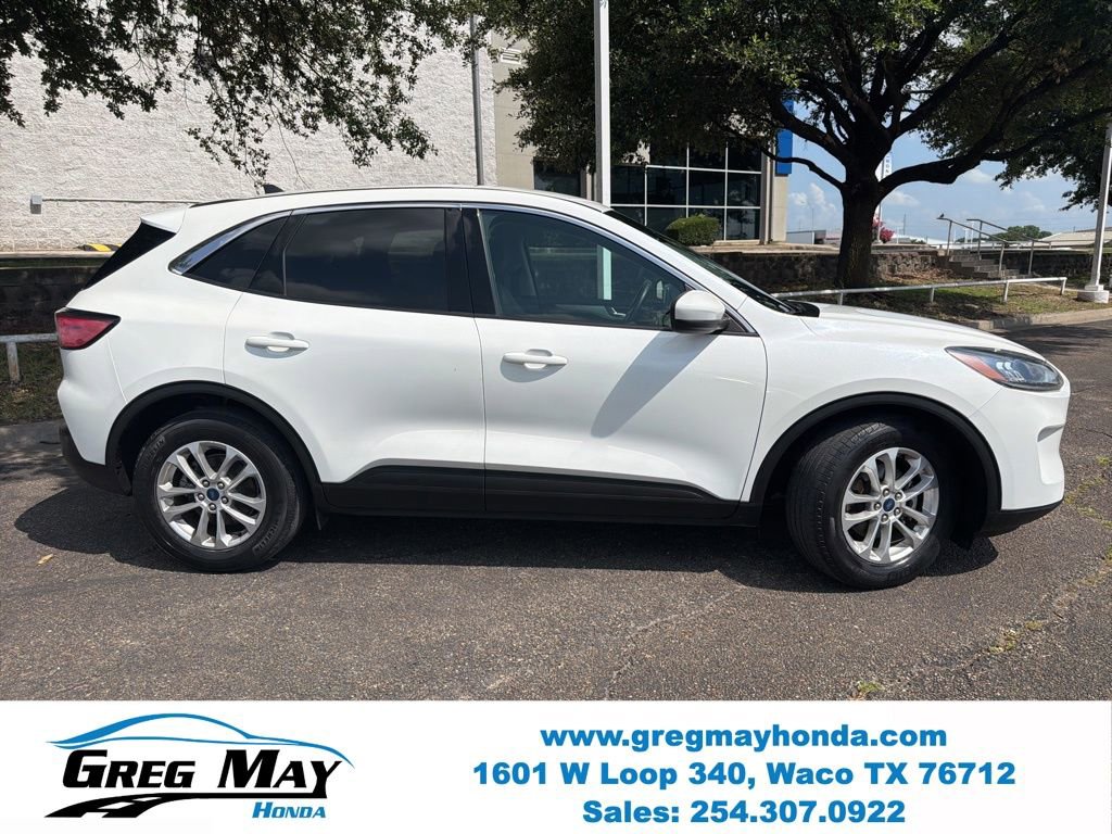 Used 2020 Ford Escape SE FWD image 2