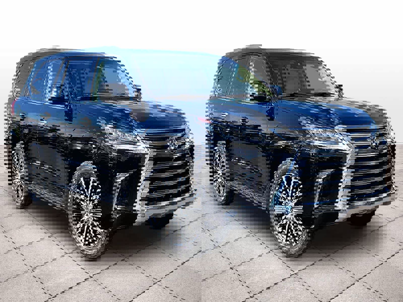 Used 2020 Lexus LX 570 4WD w/ Luxury Package image 2