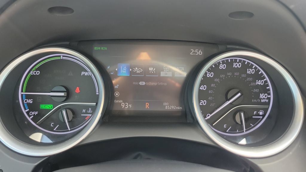 Used 2022 Toyota Camry XLE FWD image 22
