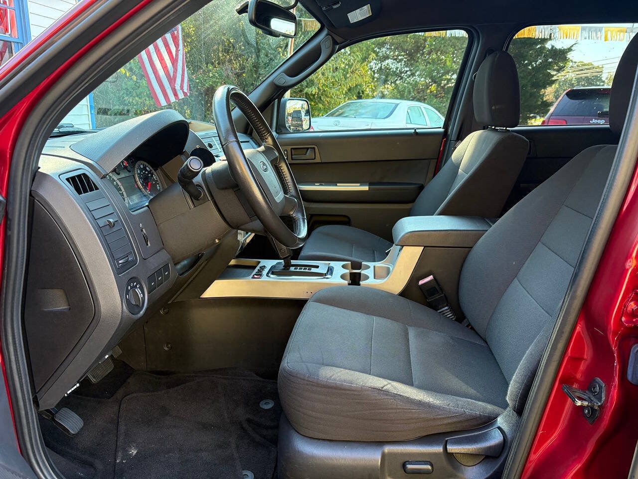 Used 2012 Ford Escape XLT w/ Class II Trailer Tow Pkg AWD/4WD image 11