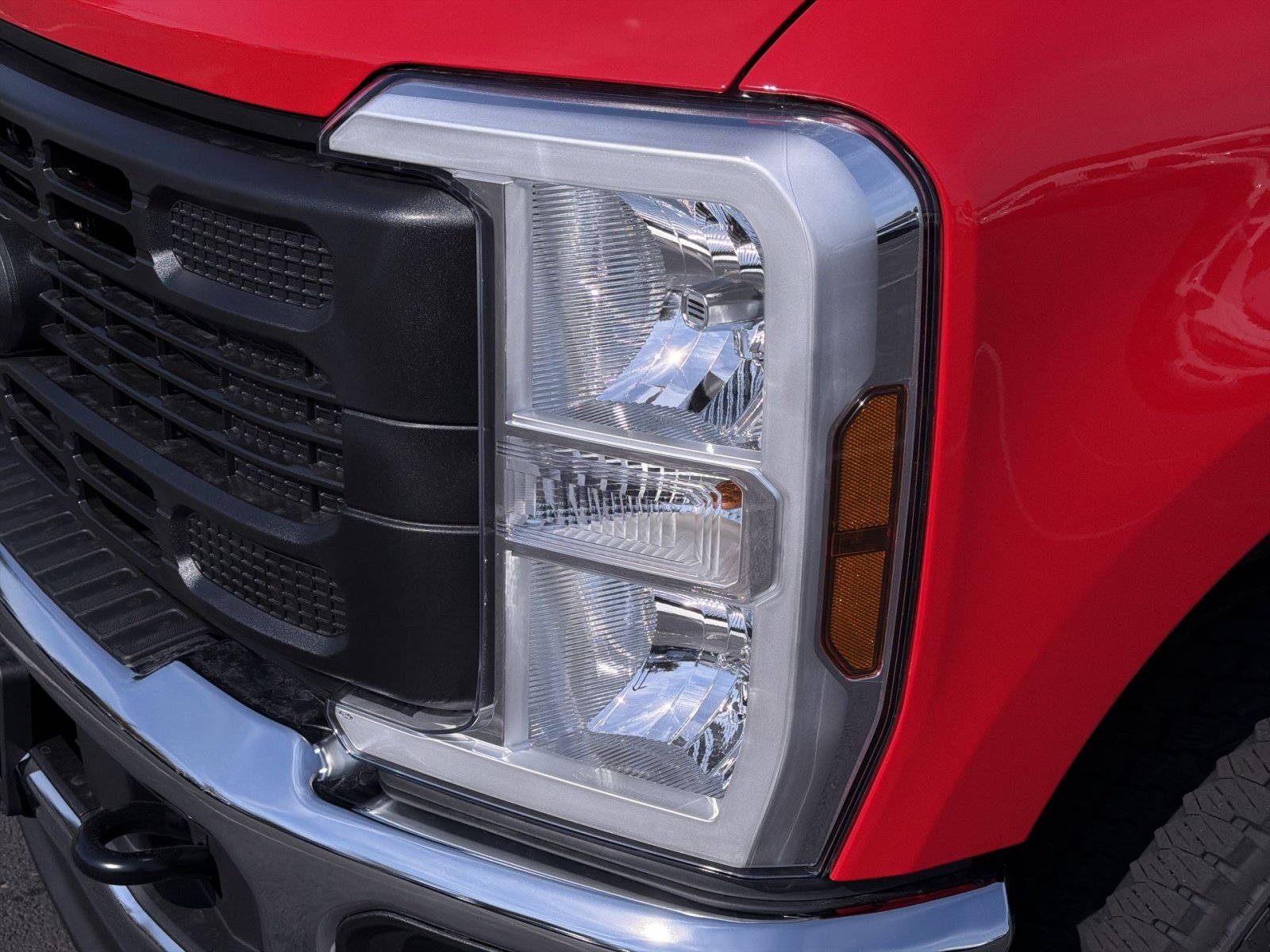 New 2027 Ford F350 XL w/ FX4 Off-Road Package AWD/4WD image 13