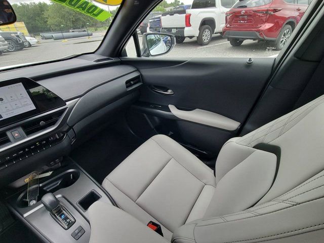 Used 2025 Lexus UX 300h FWD w/ Accessory Package (Z2) image 3