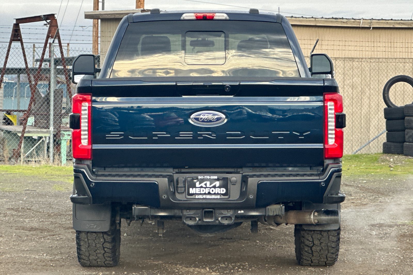 Used 2024 Ford F350 Lariat w/ Sport Appearance Package image 5