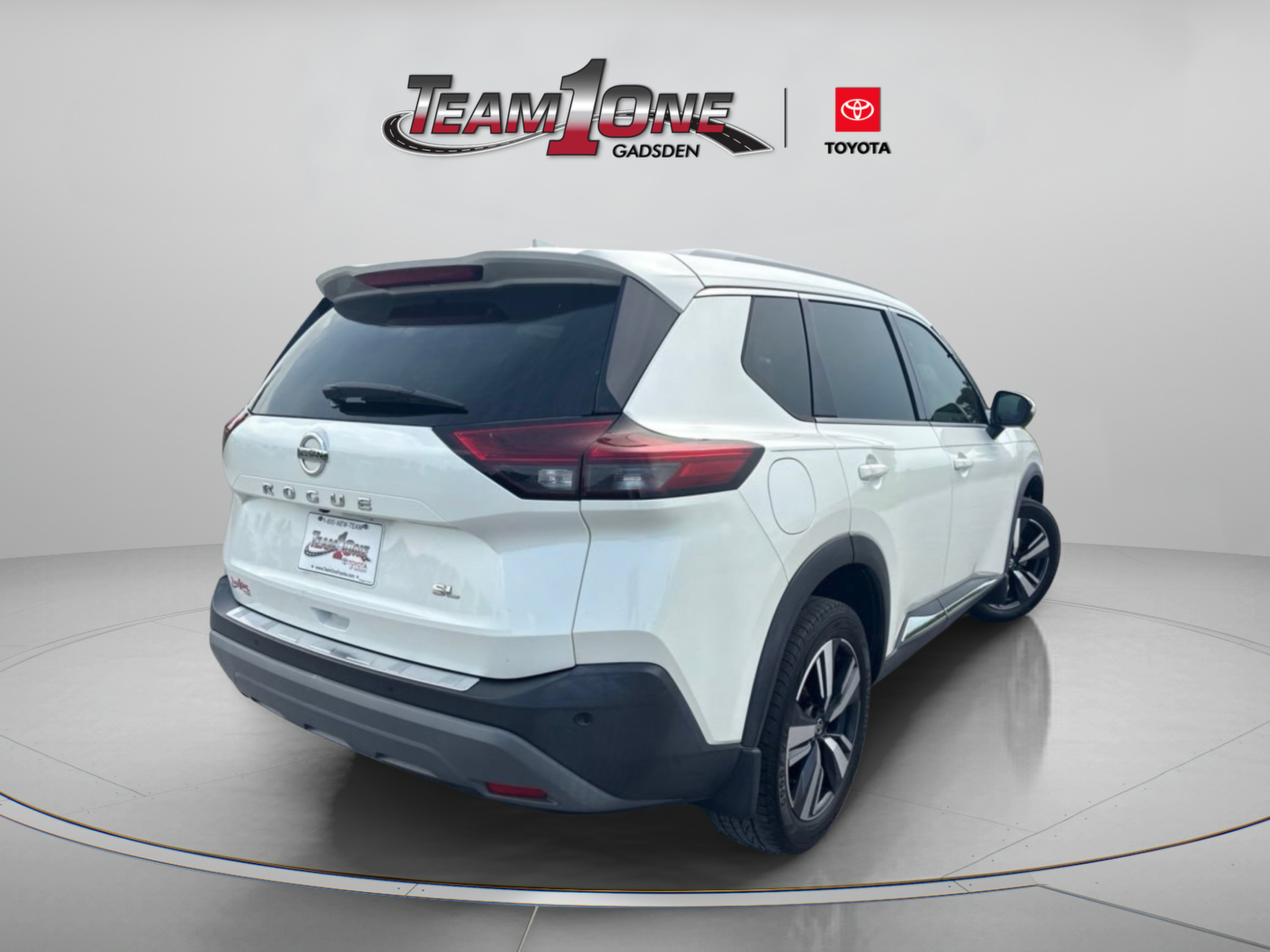 Used 2021 Nissan Rogue SL FWD image 7