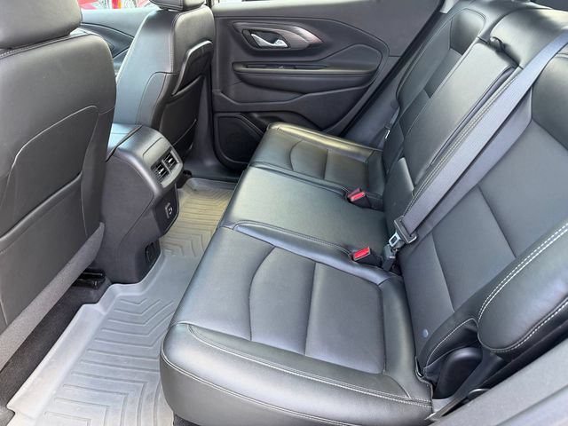 Used 2023 GMC Terrain SLT w/ Infotainment Package II FWD image 9
