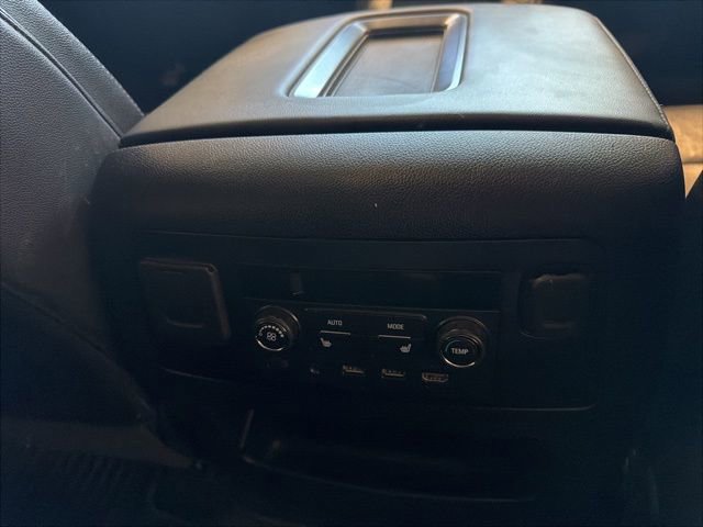 Used 2018 Chevrolet Tahoe LT image 43