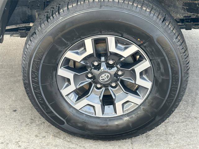 Certified 2023 Toyota Tacoma TRD Off-Road image 8